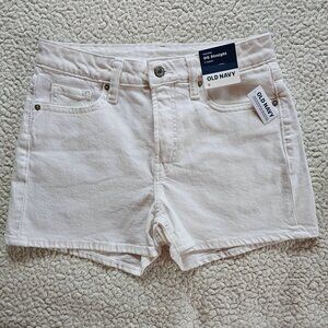 Old Navy High Rise OG Straight 3" inseam White Shorts Size 6 New with Tags